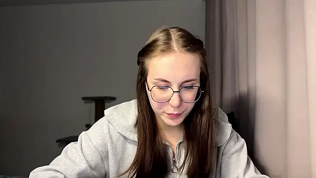 JanelleCourville online show from March 2026 04:15:01 PM