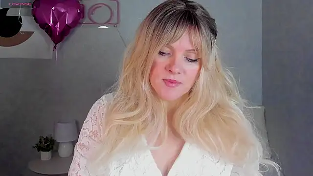 Victoria Nelson online show from March 2026 01:19:01 AM