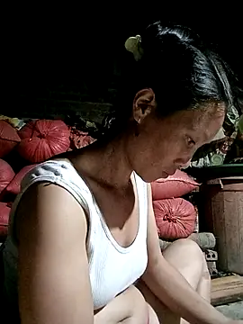 Diana-02 online show from April 2026 11:20:01 AM