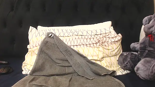 SexyPureFire001 online show from March 2026 07:08:01 PM