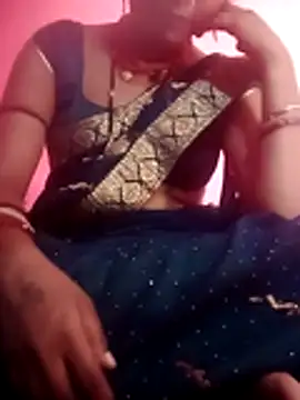 Snapshot of Roshni5050 chatting on June 2026 07:46:01 AM Roshni5050 online show from June 2026 07:46:01 AM