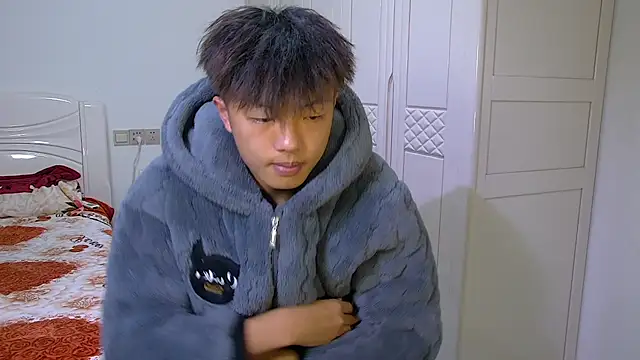 Chocolates-001 online show from January 2026 10:20:01 AM