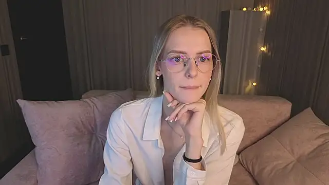 kittie like18 online show from February 2026 01:11:01 AM