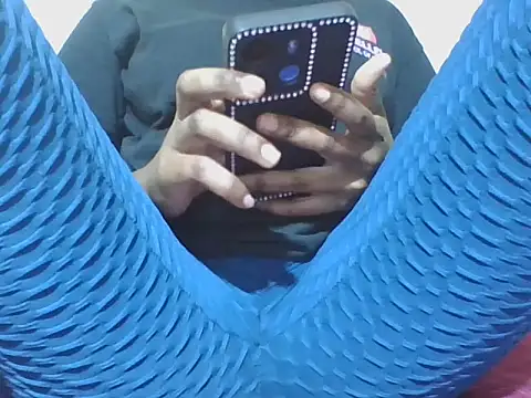 Littlemistress24 online show from February 2026 06:06:02 PM