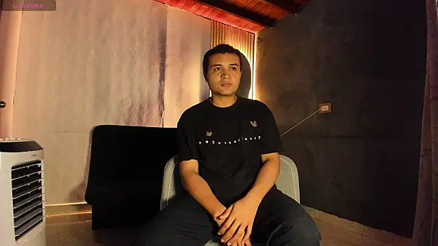 Alex NovaX1 online show from January 2026 01:39:01 PM