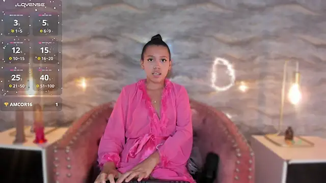 SHINYY STAR  online show from March 2026 07:59:01 PM