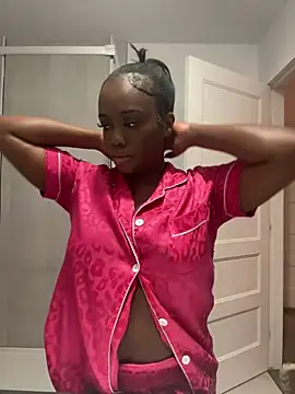 icelyne 2001 online show from April 2026 12:10:01 AM