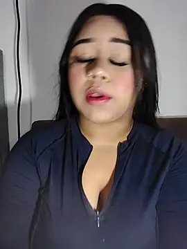 Snapshot of cami__sexy chatting on June 2026 05:23:02 AM cami sexy online show from June 2026 05:23:02 AM