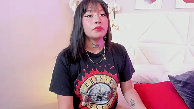 Adhara Vil online show from February 2026 08:26:02 PM