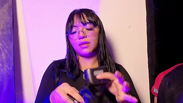 victoriia thompson online show from February 2026 08:31:02 PM