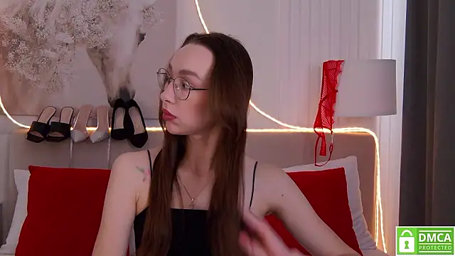 Emily Simon online show from March 2026 05:11:01 AM