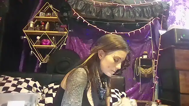 allymoon1369 online show from April 2026 07:07:02 PM