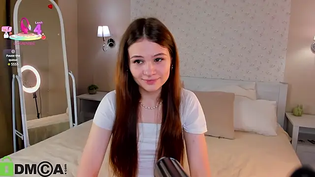 Snapshot of Eva_Anderson chatting on June 2026 01:11:02 AM Eva Anderson online show from June 2026 01:11:02 AM