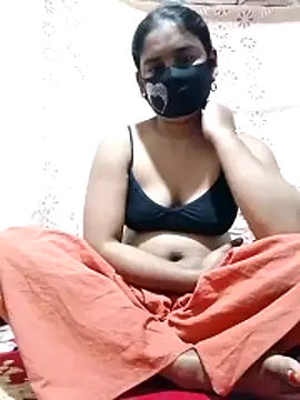 Snapshot of Hot_Sweeti chatting on February 2026 10:21:02 AM Hot Sweeti online show from February 2026 10:21:02 AM