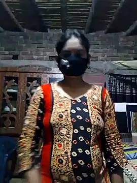 Snapshot of Hot_Sweeti chatting on February 2026 01:42:01 PM Hot Sweeti online show from February 2026 01:42:01 PM