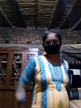 Hot Sweeti online show from March 2026 01:03:02 PM