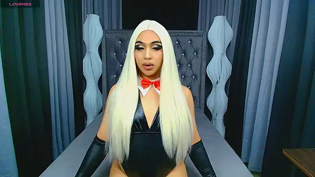 Clea Moore online show from February 2026 03:00:02 AM