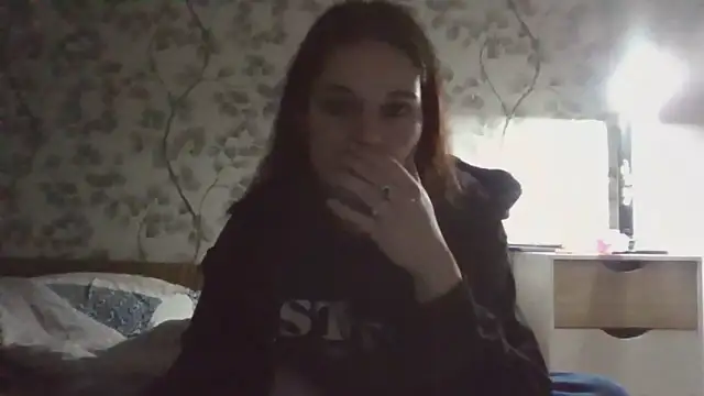 NyraLuna online show from March 2026 09:43:02 PM