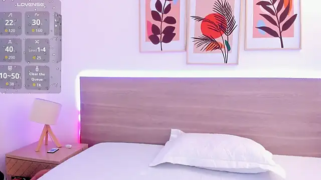 Snapshot of _Caamilaa_ chatting on February 2026 05:47:02 PM Caamilaa online show from February 2026 05:47:02 PM