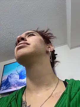 elodie rouge online show from April 2026 11:35:01 AM