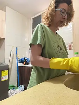 RavenEllieUniverse online show from February 2026 09:54:02 PM