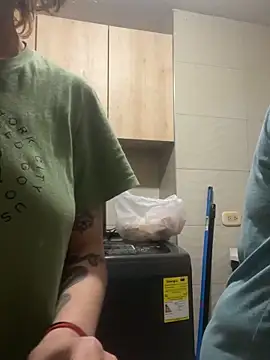 RavenEllieUniverse online show from February 2026 01:46:02 AM