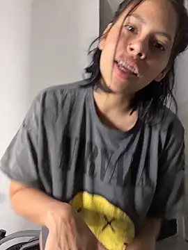 CarolinaRaven online show from April 2026 05:14:02 AM