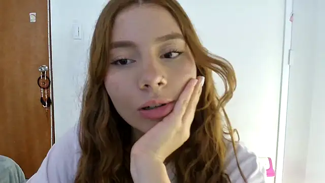 pochilove online show from April 2026 11:13:02 PM