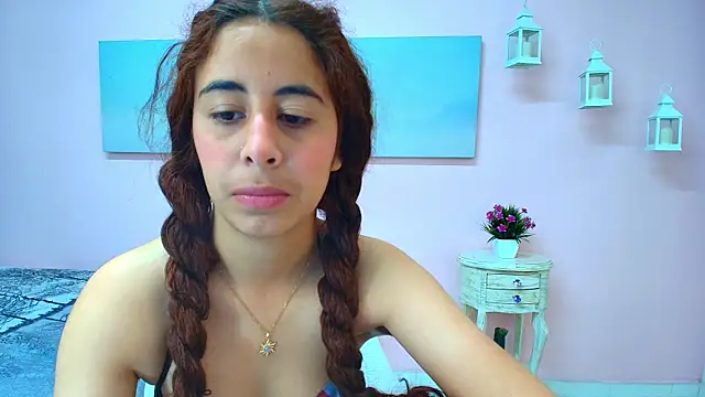 scarlett clyde online show from July 2026 12:55:01 PM