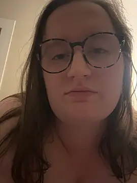 lucycomestrue online show from January 2026 06:39:02 AM