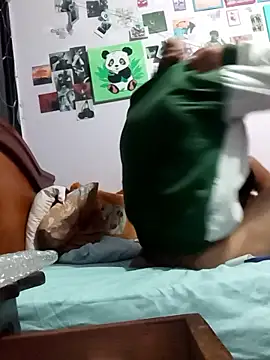 Elmon2323 online show from January 2026 04:50:02 AM