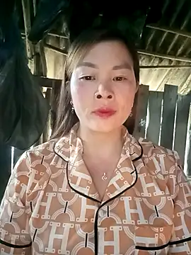 Bling sexy online show from February 2026 08:19:02 AM