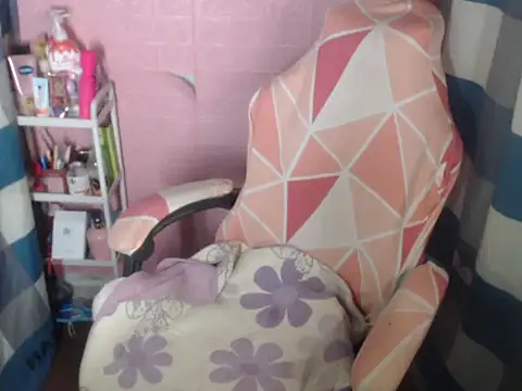 SeductivelyJerlyxxx online show from February 2026 01:18:01 PM