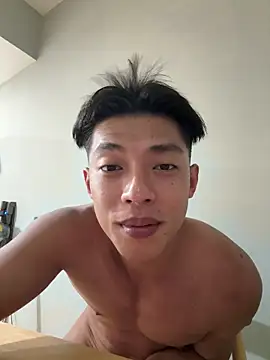 Yooo17 online show from May 2026 04:23:02 PM
