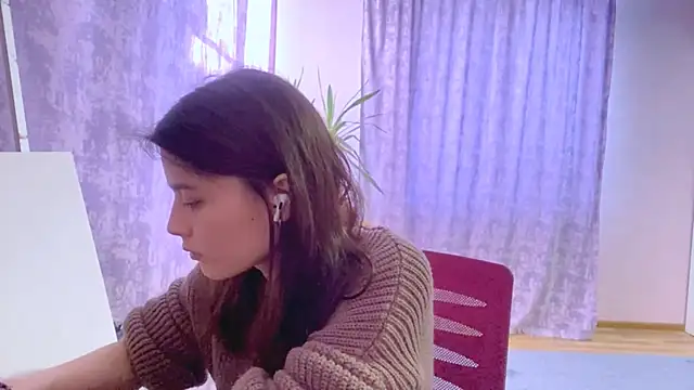 SaintMari online show from January 2026 12:10:02 PM