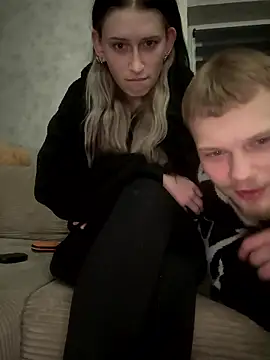 HotcoupleTrouble online show from January 2026 06:44:02 PM