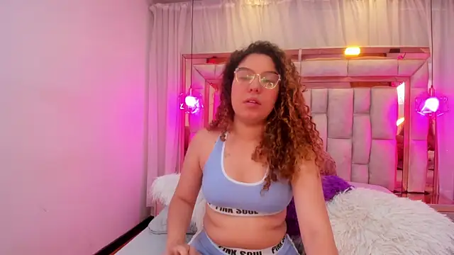 AllisonAdams  online show from April 2026 12:02:01 PM