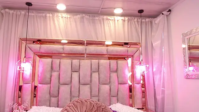 AllisonAdams  online show from April 2026 12:05:02 PM