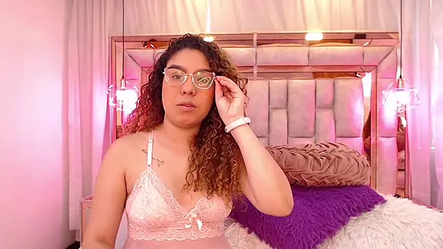 AllisonAdams  online show from April 2026 11:59:01 AM