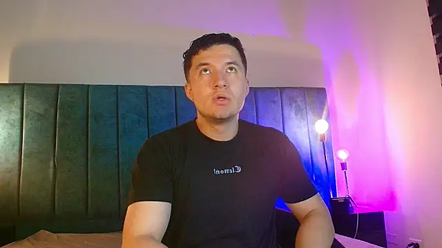 Alexander Connor online show from March 2026 12:11:01 PM