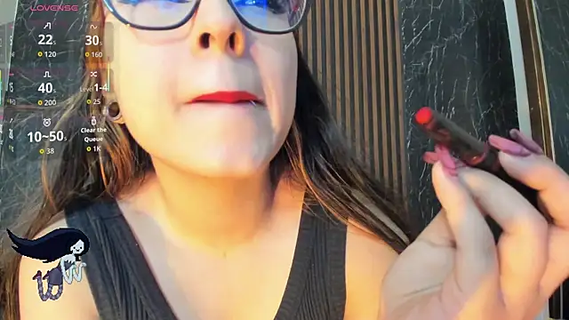 Snapshot of Marilyndackaria_ chatting on April 2026 01:06:01 PM Marilyndackaria online show from April 2026 01:06:01 PM