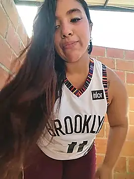 Eva Ferrari online show from May 2026 04:12:01 PM