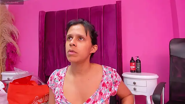 mitzukywinteer online show from July 2026 09:19:02 PM