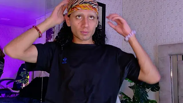 4L3JX online show from February 2026 12:33:01 PM