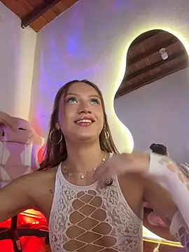 Alison Ivanova online show from May 2026 06:09:01 AM