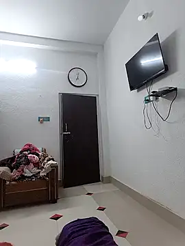 Hot-Tinaa online show from March 2026 01:22:01 AM