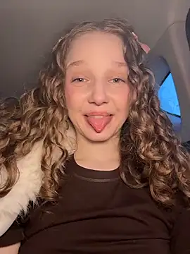 outside rosy online show from March 2026 04:10:02 PM