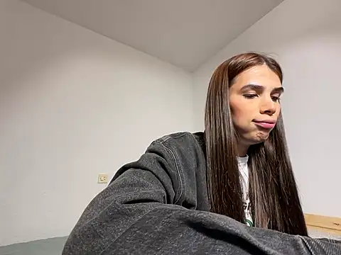 Lily WellGifted online show from May 2026 08:14:02 PM