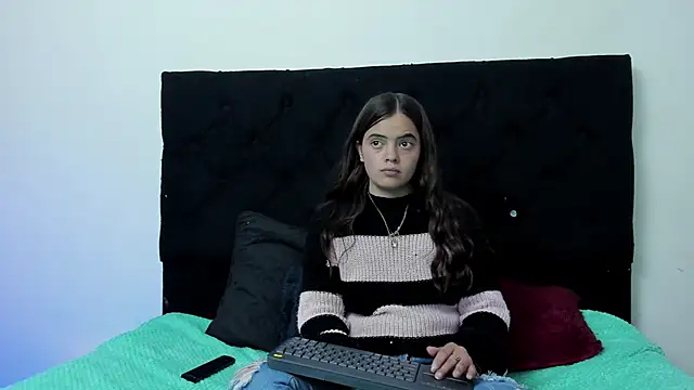 queen missy online show from April 2026 08:17:01 PM