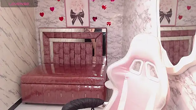 Snapshot of Melisa_v chatting on February 2026 08:05:02 PM Melisa v online show from February 2026 08:05:02 PM